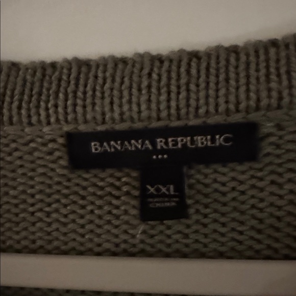Banana Republic Khaki Women's Crew Neck Sweater - Picture 2 of 5